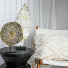 Load image into Gallery viewer, Medallion Carvings