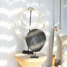 Load image into Gallery viewer, Medallion Carvings