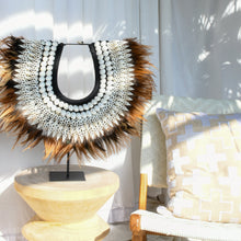 Load image into Gallery viewer, Shell &amp; Feather Kailani Necklace
